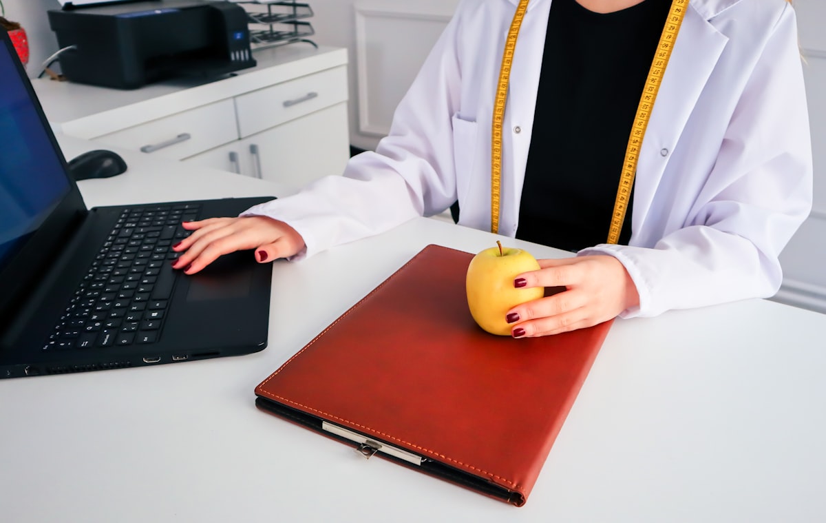 Nutritionist consultation session
